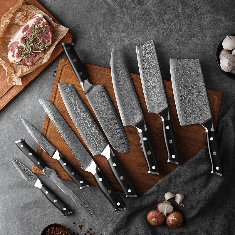 9 PIECE DAMASCUS KITCHEN KNIFE SET (3) 9 PIECE DAMASCUS KITCHEN KNIFE SET